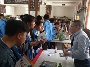 助力夢(mèng)想起航——2019涼山州高考志愿填報(bào)咨詢(xún)公益活動(dòng)紀(jì)實(shí)