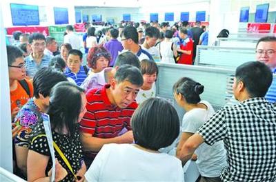 熱問(wèn)高招 高考志愿填報(bào)咨詢(xún)?nèi)ヂ裕▓D）